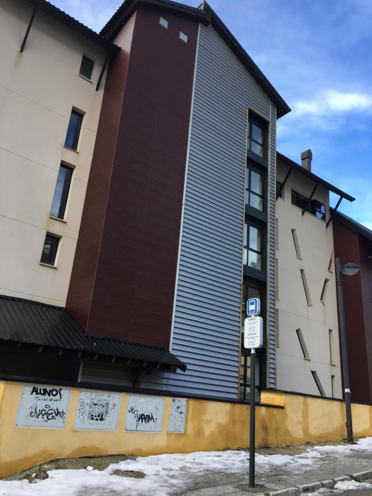 Sierra Nevada, Apartamento abuhardillado parking y wifi Exterior foto